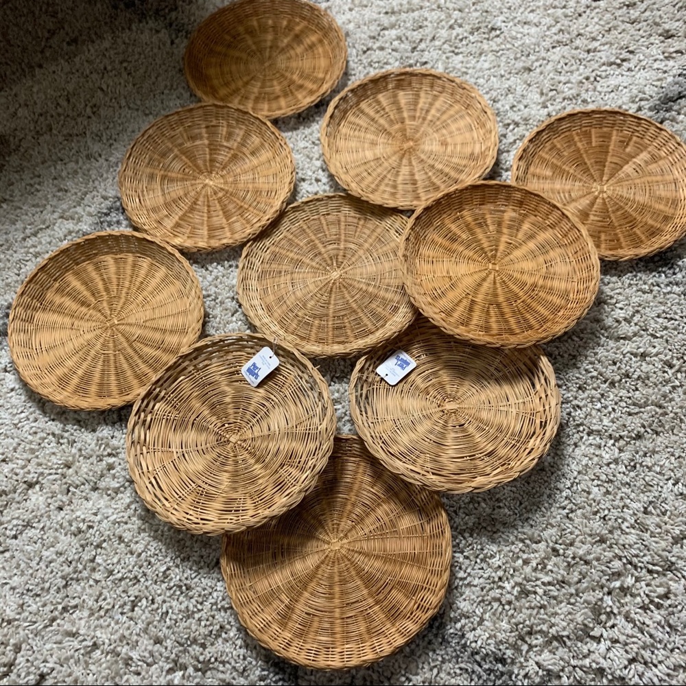 10 wicker